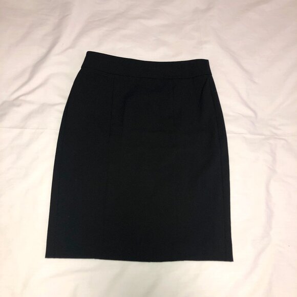 Ann Taylor Factory Size 2 black pencil skirt back vent, hidden zip. Professional - Picture 1 of 8